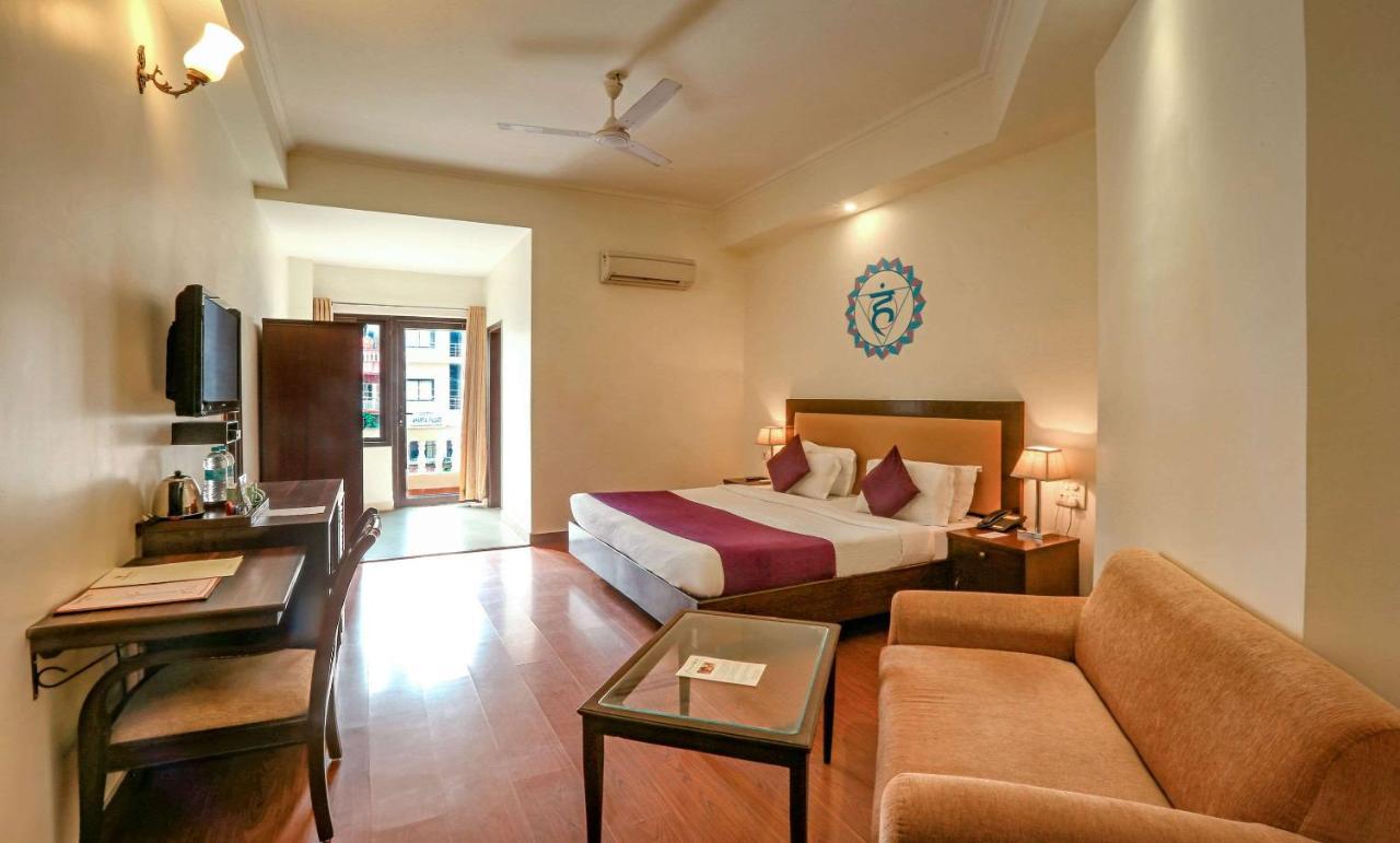 Hotel Dewa Retreat- A Himalayan Boutique Hotel Risikés Kültér fotó