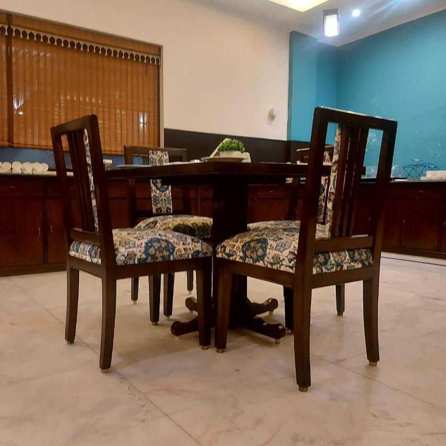 Hotel Dewa Retreat- A Himalayan Boutique Hotel Risikés Kültér fotó