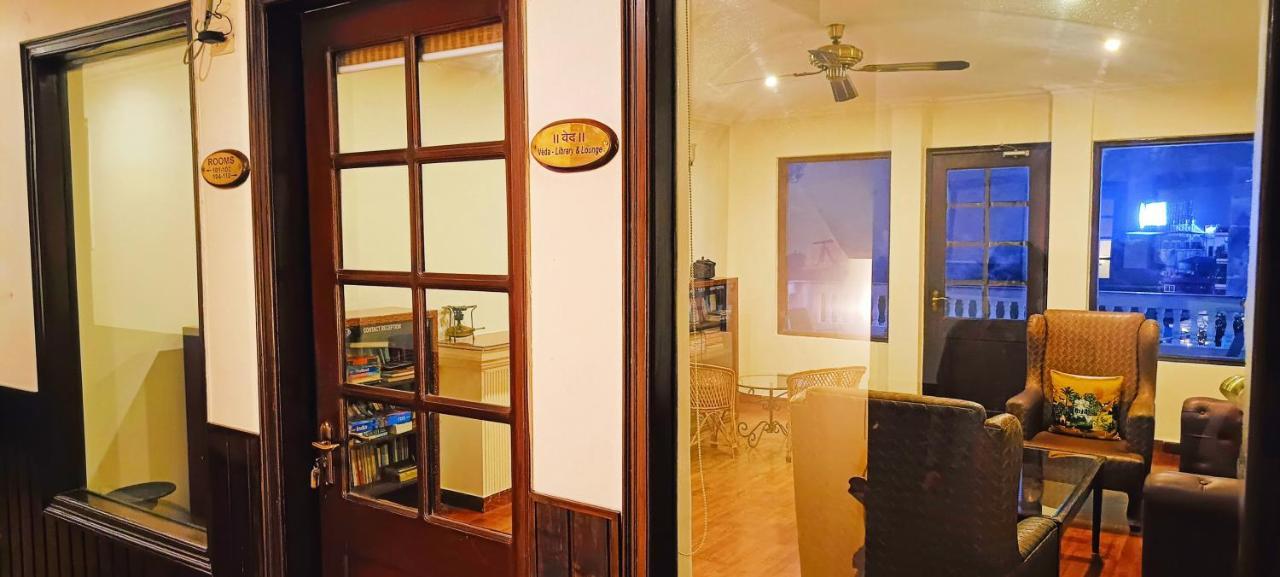 Hotel Dewa Retreat- A Himalayan Boutique Hotel Risikés Kültér fotó