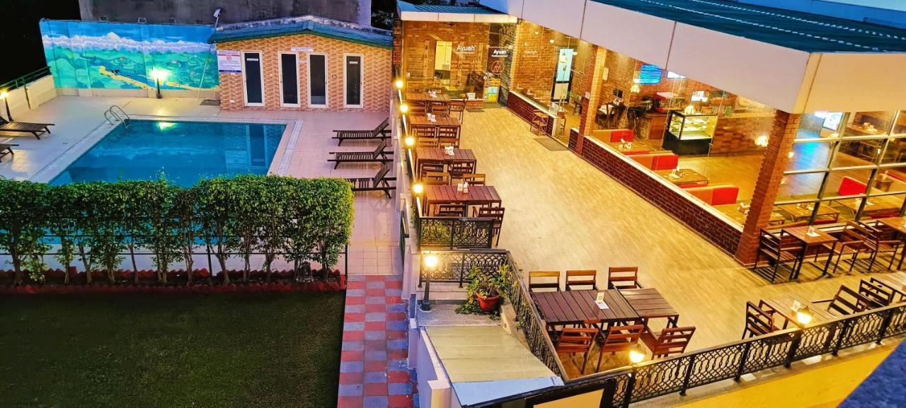 Hotel Dewa Retreat- A Himalayan Boutique Hotel Risikés Kültér fotó