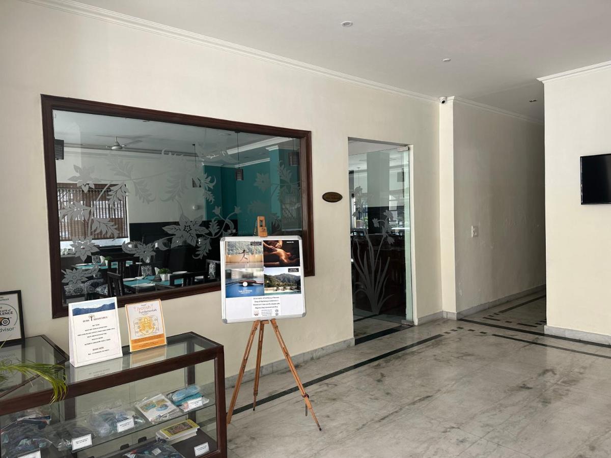 Hotel Dewa Retreat- A Himalayan Boutique Hotel Risikés Kültér fotó