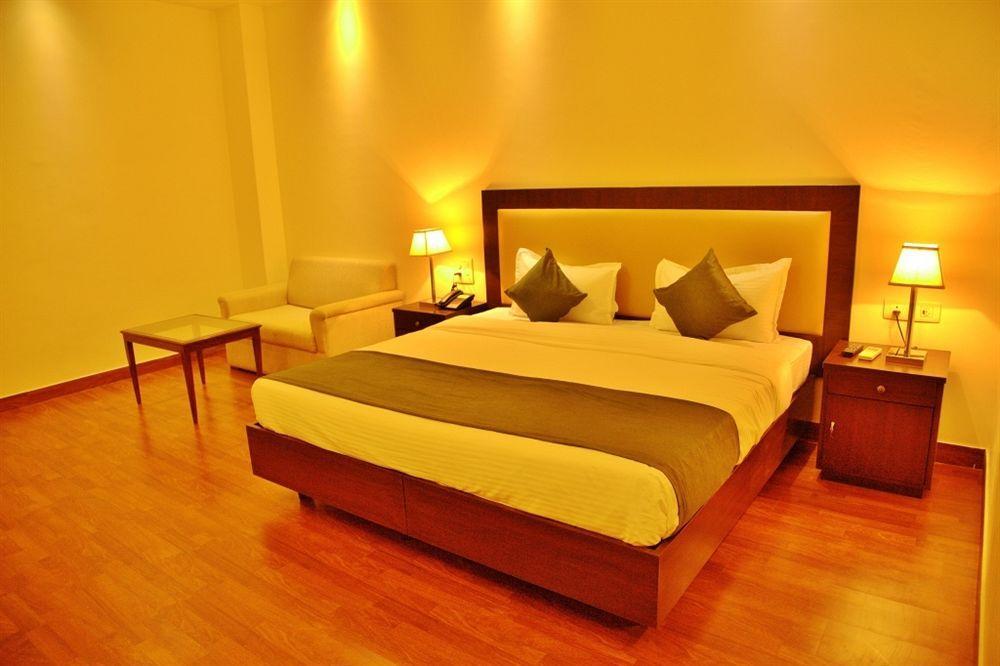 Hotel Dewa Retreat- A Himalayan Boutique Hotel Risikés Kültér fotó