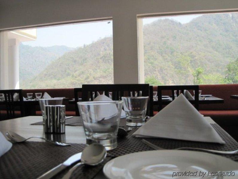 Hotel Dewa Retreat- A Himalayan Boutique Hotel Risikés Kültér fotó